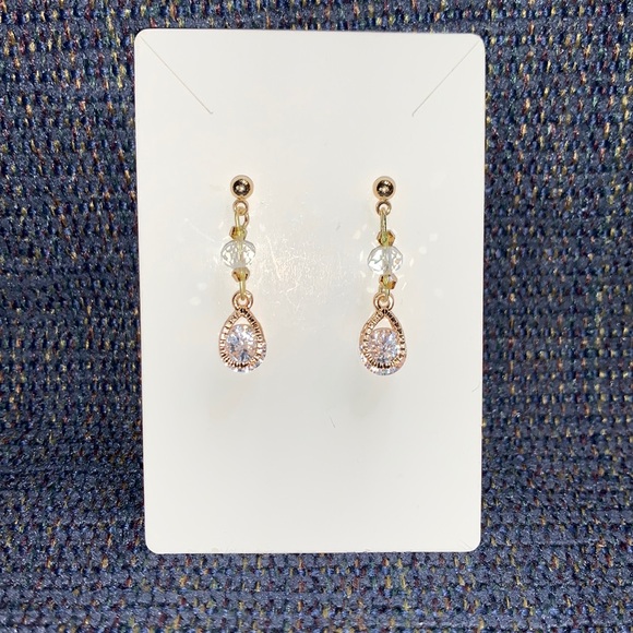 Hand Crafted Dangle Earrings - Picture 3 of 9